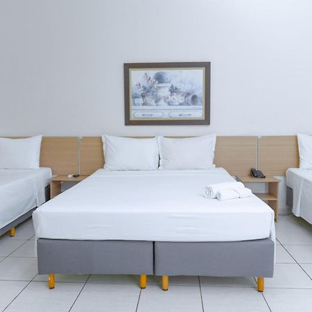 ברקרנה Hotel Equinocios Executive מראה חיצוני תמונה